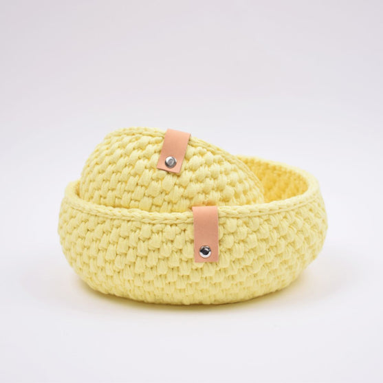 Ribbon påske brødkurver
3