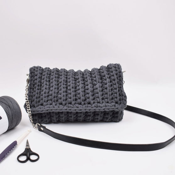 Ribb Clutch
3