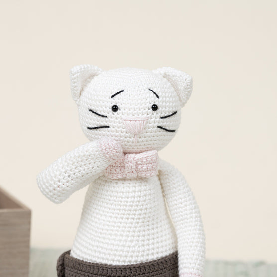 Katten Kate
2