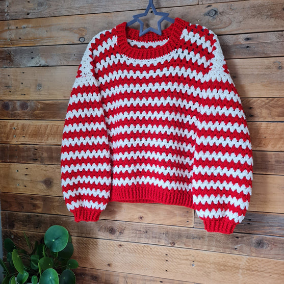 Candy Cane Stripes - Genser
7