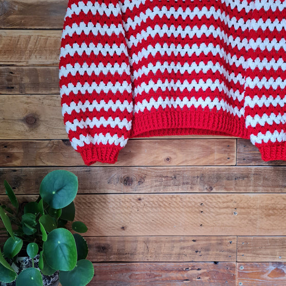 Candy Cane Stripes - Genser
8