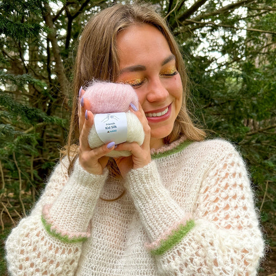 Christmastide - Genser
2