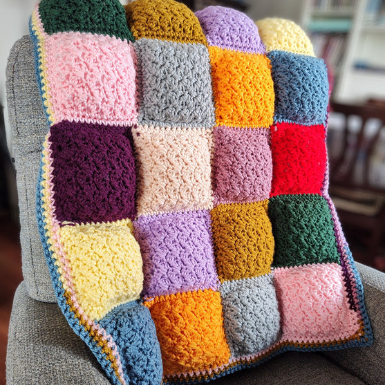 Soft Squares - Padded Throw
3