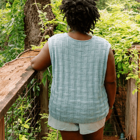 Calme Top - Ermeløs Kurvflettet Topp
3