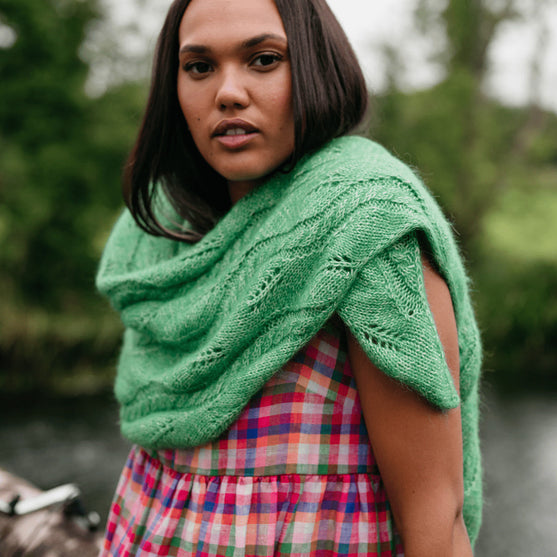 Hiedra Shawl - Sjal med Bladmotiv
4