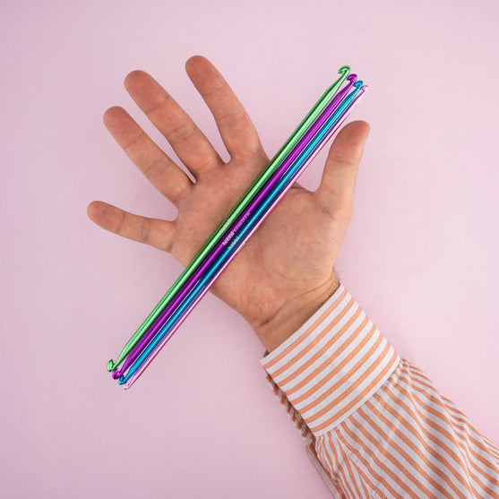 Alu Dobbel Tunesisk Heklenålsett - 28 cm - Hobbii
4