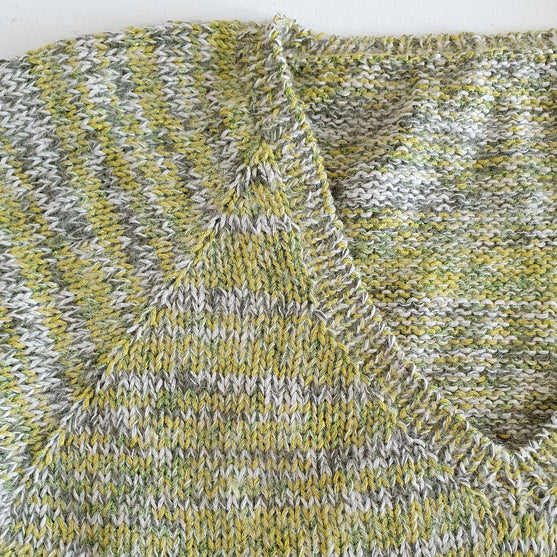 Meryl - Sweater med v-hals
4