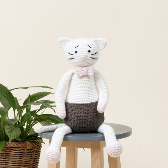 Katten Kate
8