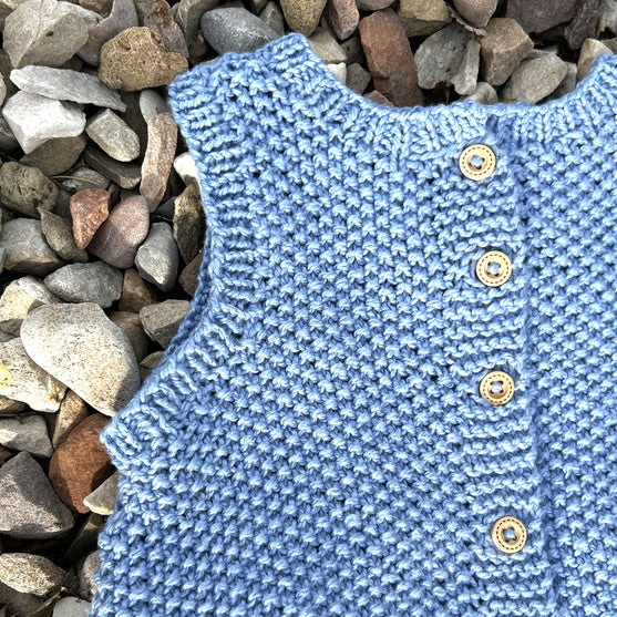 Baby Tommi - Topp & Shorts
3