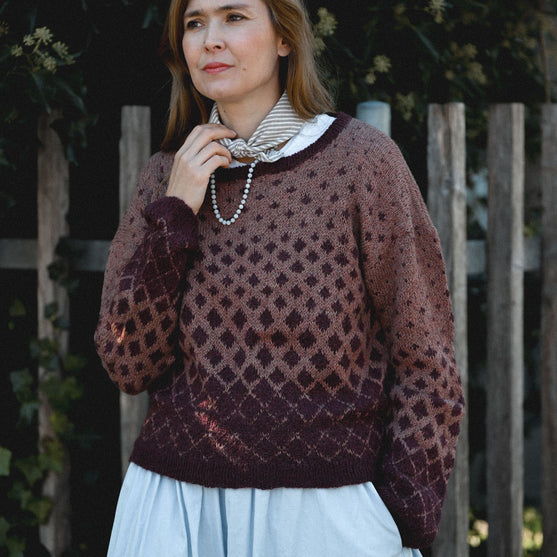Maggie Rustic - Sweater with colorwork
10
