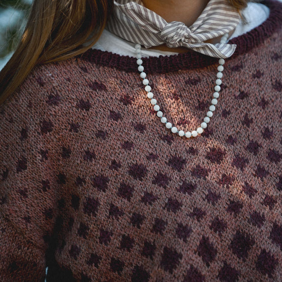 Maggie Rustic - Sweater with colorwork
8
