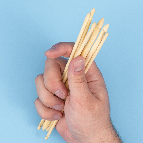 Bamboo Dobbel Tunesisk Heklenålsett - 20 cm - Hobbii
3