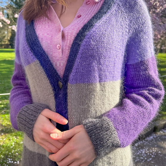 Brede Striber - Lang Cardigan
6