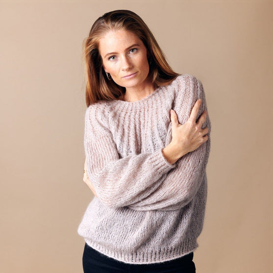 Cora - Genser
2