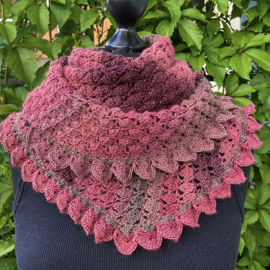 Dragon Scale Shawl
6