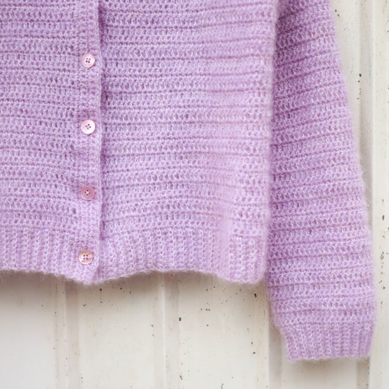 Essence - V-cardigan
4