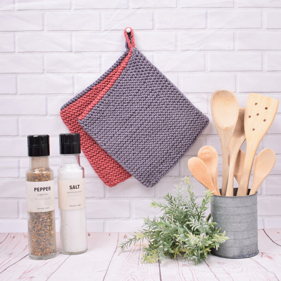 Grytelapper med kant
3