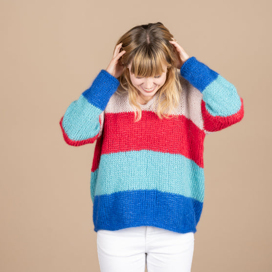 Jolie - Long Sweater
7