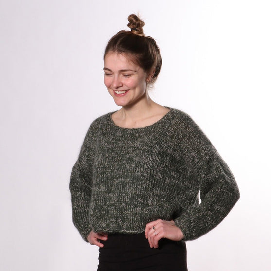 Linea Sweater
3