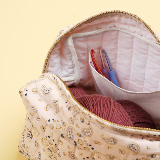 Quiltet Prosjektveske - Avlang - Large - Hobbii
2