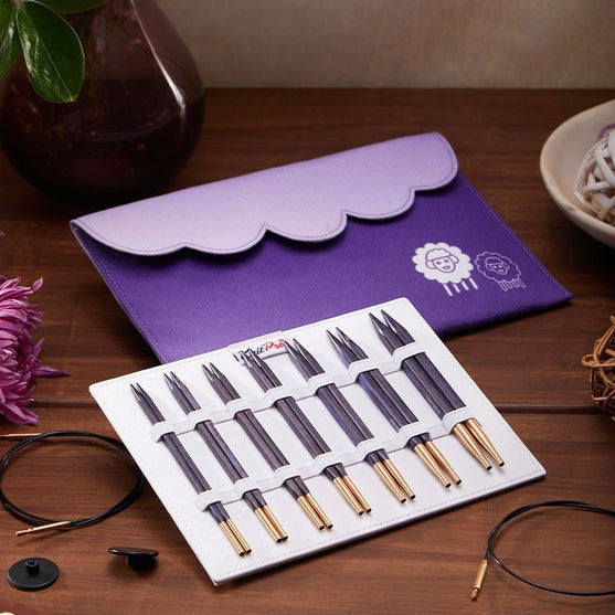 J'Adore Cubics Deluxe Utskiftbart Rundpinnesett - KnitPro
4