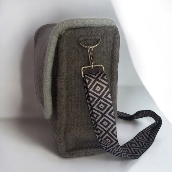 Jess - Tovet veske
2