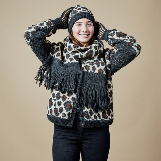 Bromus Skjerf
4