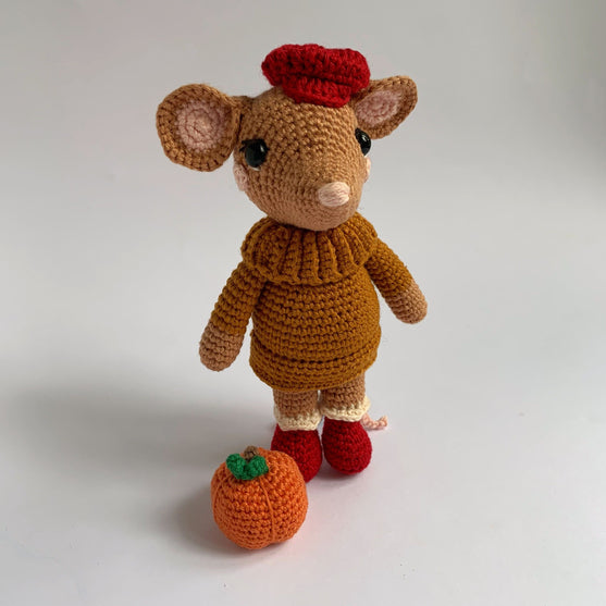 Maple the Mouse
2