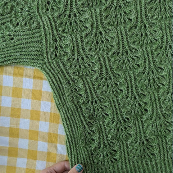 Broccoli - Sweater
8