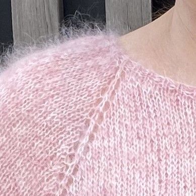 Summer Dreams - Sweater
4