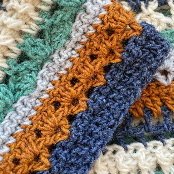 Holiday Glow - Genser
7