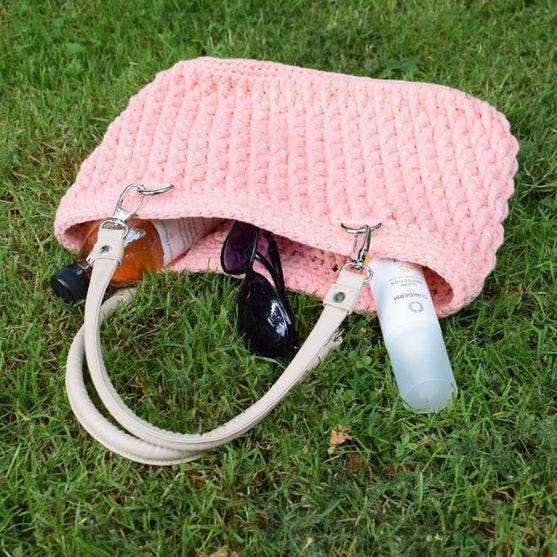 Ribbon veske med rem
3