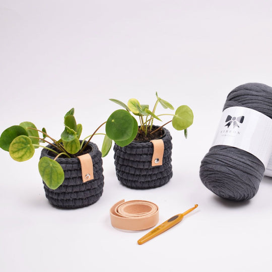 Heklet Ribbon Potteskjuler - Liten