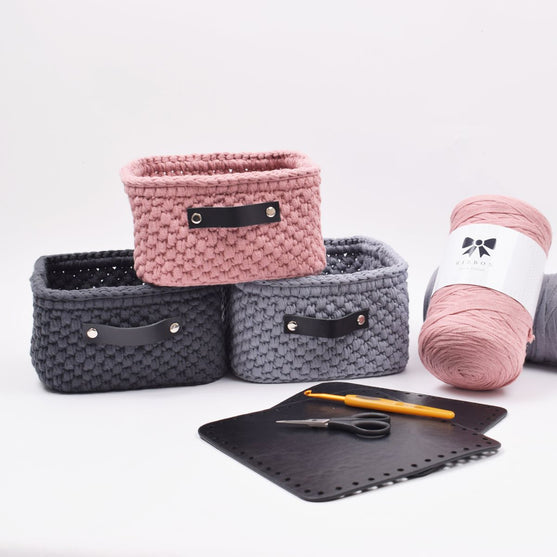 

Oppbevaringskurv med skinnbunn - Kvadratisk - Liten
1