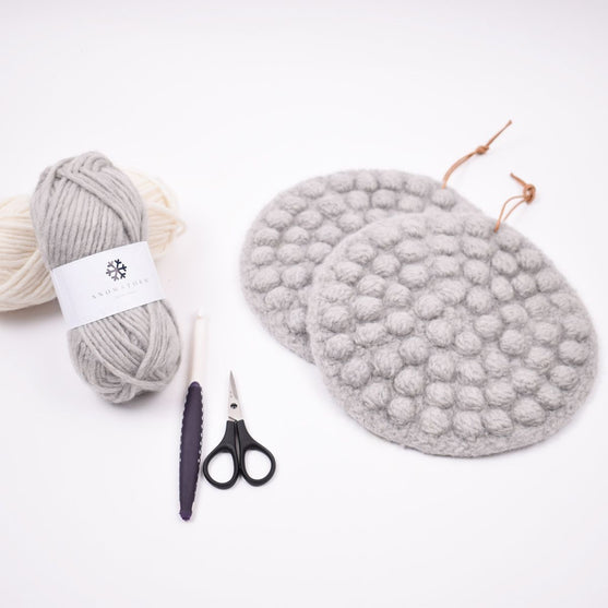 

Tovet grytelapper med bobler
2