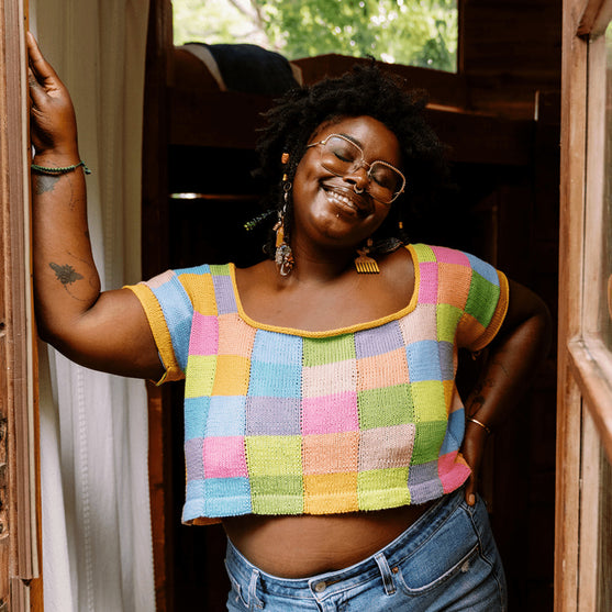 

Suncatcher - Intarsia T-skjorte med firkantet hals
1