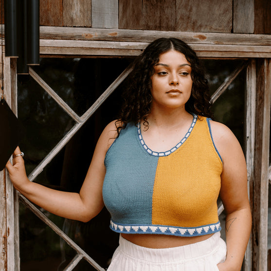 

Bevelled Tank - Ermeløs Intarsia Topp
1