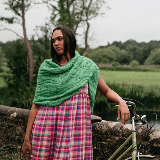 

Hiedra Shawl - Sjal med Bladmotiv
5