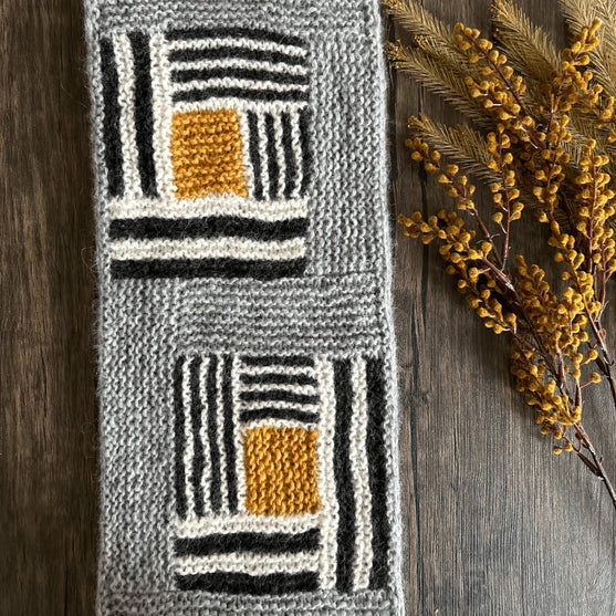 

Off Track - Skjerf
4