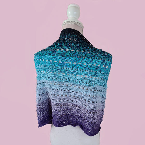 

To the Moon and Back Skjerf
3