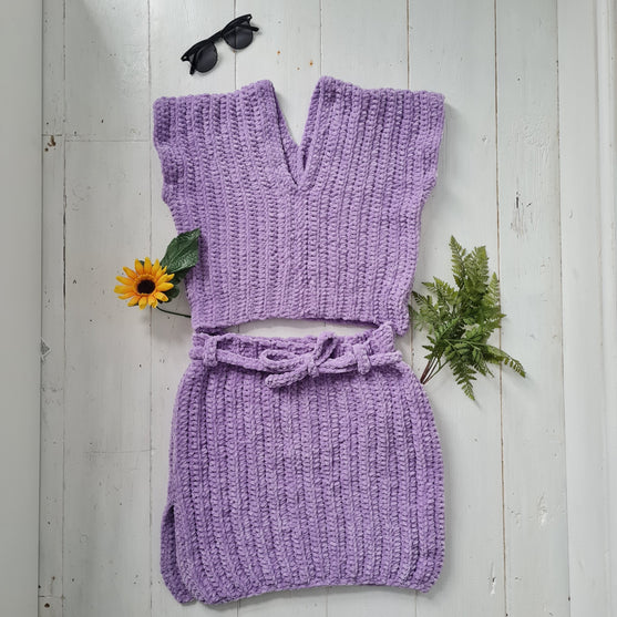 

Lauren - Topp og skjørt
3