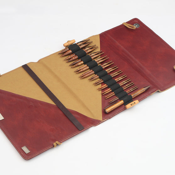 

Ginger Regal - Sett med Korte Utskiftbare Rundpinner - Bjørk - KnitPro
2