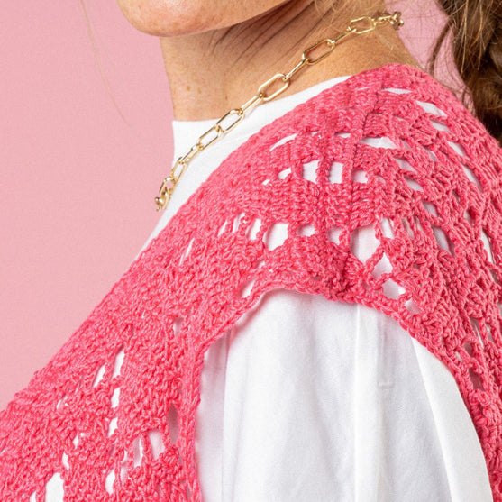 

Leaf Me On - Vest - Pink Collection
6