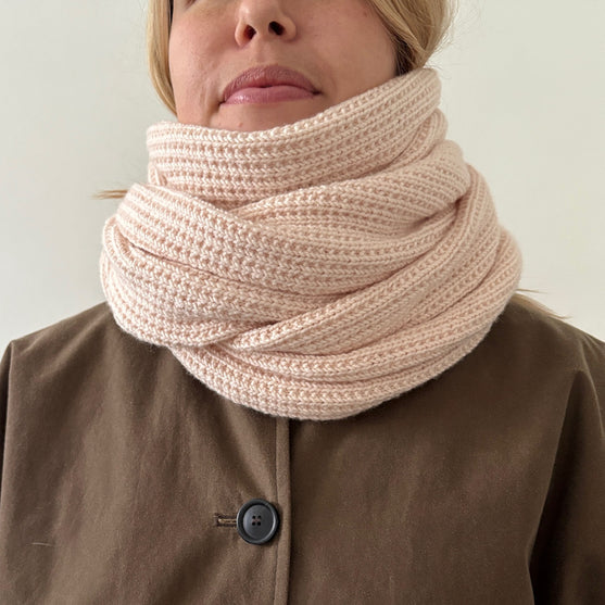 

Easy Shape Sweater
4