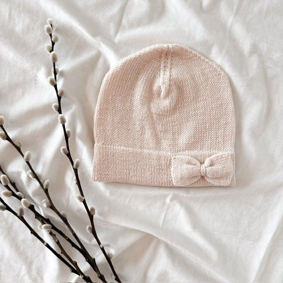 

Bow - Barn beanie
1