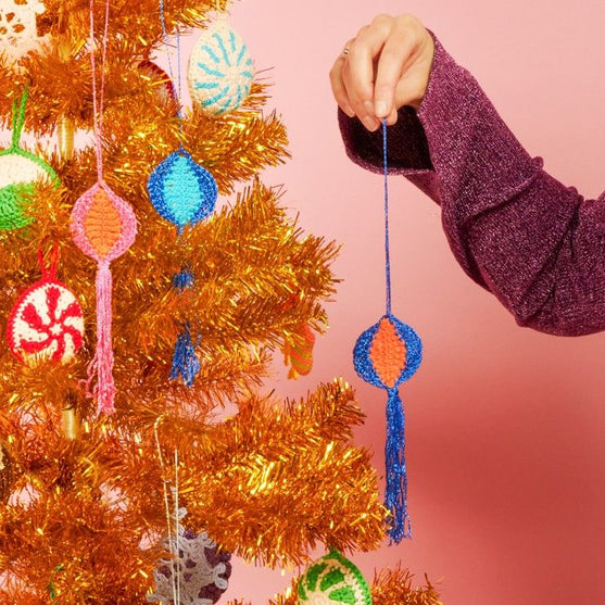 

Glittery Lantern - Dekor
1