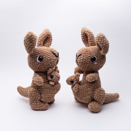 

Kenguruene Kira & Kit
4