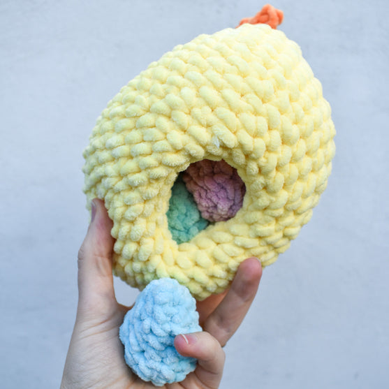 

Henny - Høne med egg
2