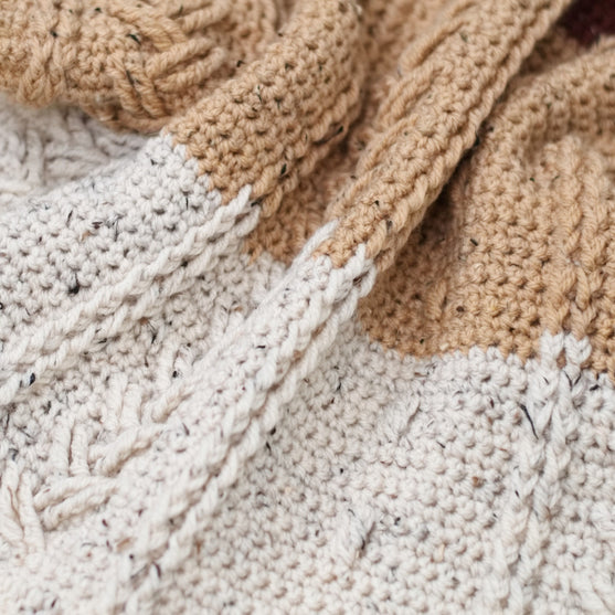 

Happy Bear - Babyteppe og -lue
11