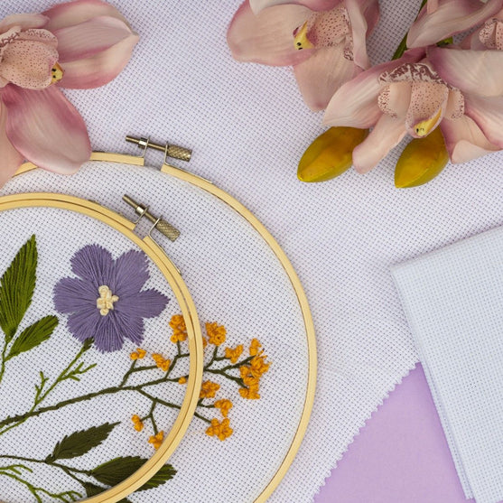 

Brodering med Stoff - Hobbii
2